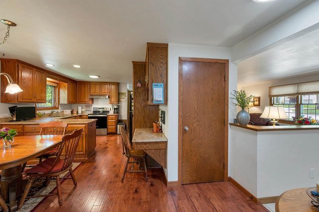2651 VAN BEEK ROAD, Green Bay, WI 54311
