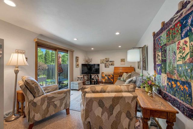 2651 VAN BEEK ROAD, Green Bay, WI 54311