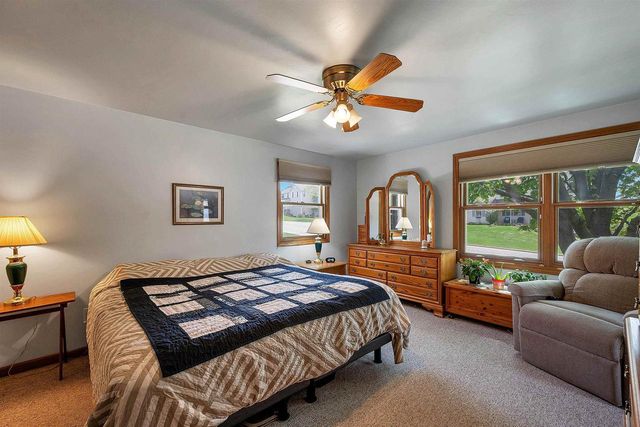 2651 VAN BEEK ROAD, Green Bay, WI 54311