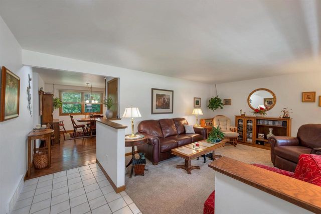 2651 VAN BEEK ROAD, Green Bay, WI 54311