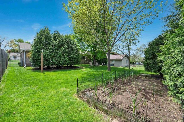 2651 VAN BEEK ROAD, Green Bay, WI 54311