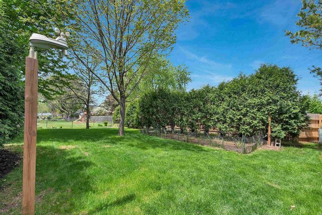 2651 VAN BEEK ROAD, Green Bay, WI 54311