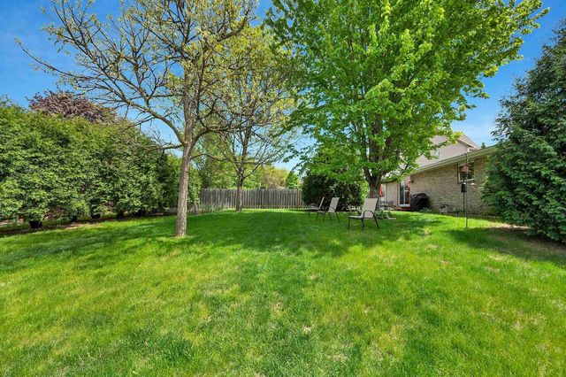 2651 VAN BEEK ROAD, Green Bay, WI 54311
