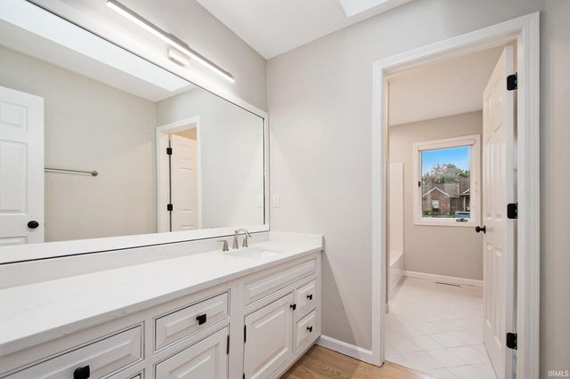 51354 Stratford Drive, Elkhart, IN 46514