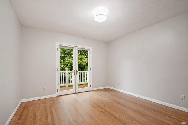 51354 Stratford Drive, Elkhart, IN 46514