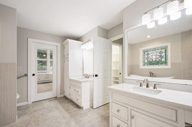 51354 Stratford Drive, Elkhart, IN 46514