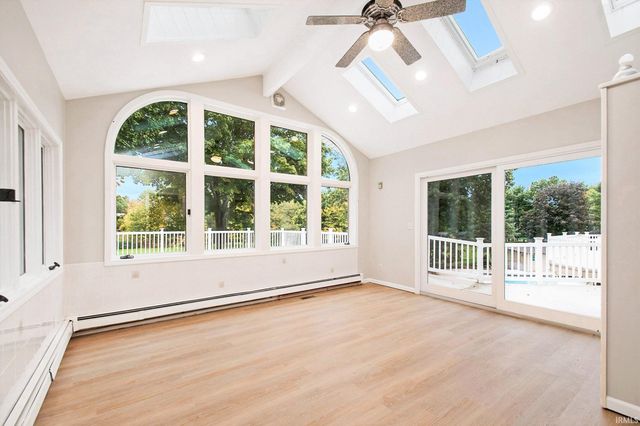 51354 Stratford Drive, Elkhart, IN 46514