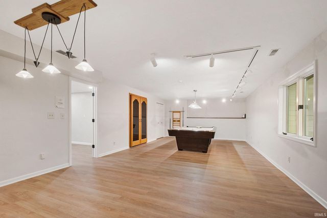 51354 Stratford Drive, Elkhart, IN 46514