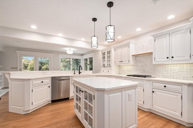 51354 Stratford Drive, Elkhart, IN 46514