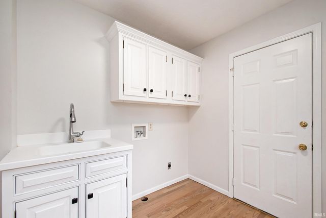 51354 Stratford Drive, Elkhart, IN 46514