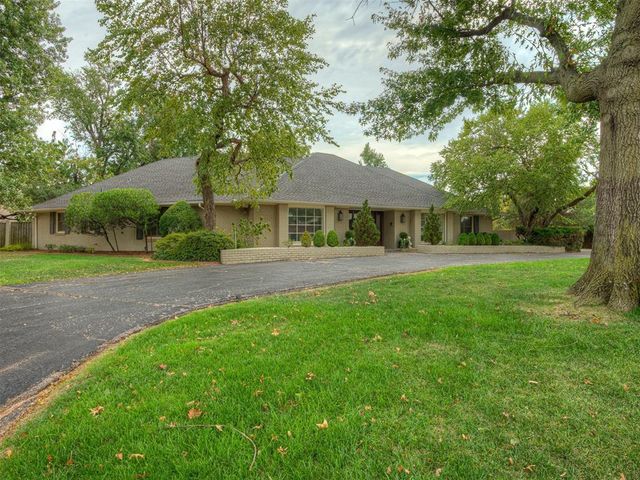 8622 Waverly Avenue, Oklahoma City, OK 73120