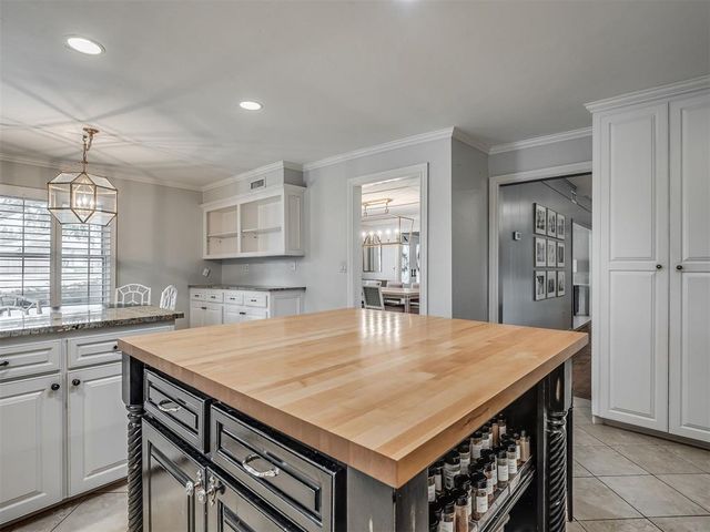 8622 Waverly Avenue, Oklahoma City, OK 73120