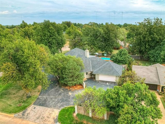 8622 Waverly Avenue, Oklahoma City, OK 73120