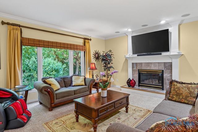 382 Osage Court, Perrysburg, OH 43551