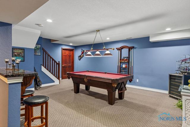 382 Osage Court, Perrysburg, OH 43551