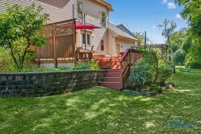 382 Osage Court, Perrysburg, OH 43551