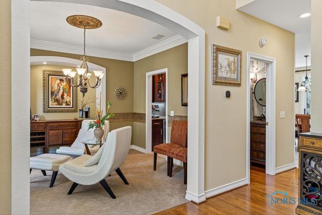 382 Osage Court, Perrysburg, OH 43551