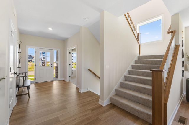 19533 Hamburg Avenue, Lakeville, MN 55044