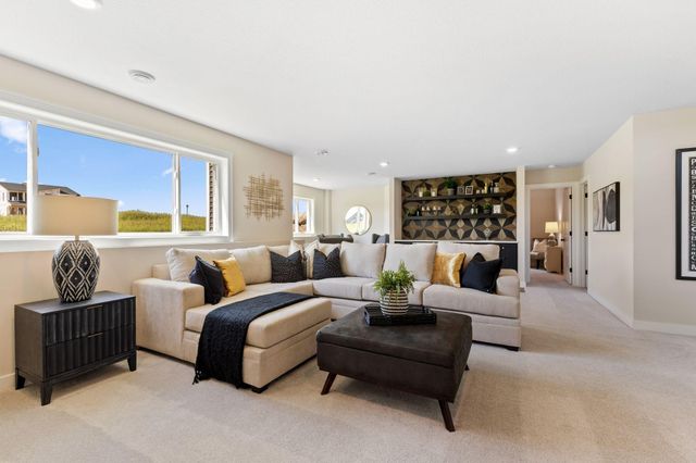 19533 Hamburg Avenue, Lakeville, MN 55044