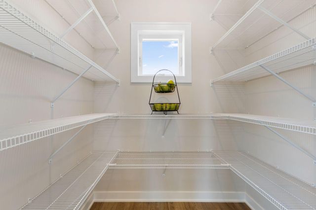 19533 Hamburg Avenue, Lakeville, MN 55044