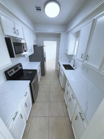 11854 Taylorcrest Road, Houston, TX 77024