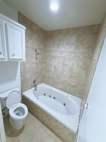 11854 Taylorcrest Road, Houston, TX 77024