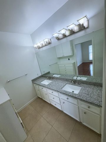 11854 Taylorcrest Road, Houston, TX 77024