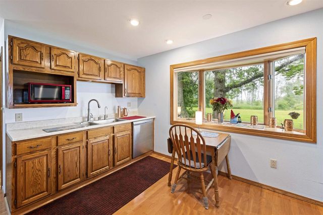 7890 COUNTY ROAD Y, Oconto, WI 54153