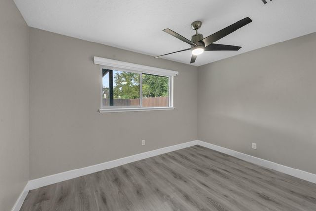 15414 Swan Creek Drive, Houston, TX 77095