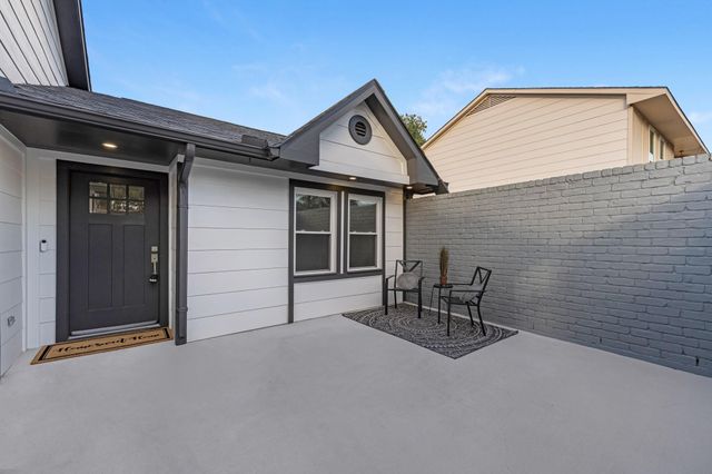 15414 Swan Creek Drive, Houston, TX 77095