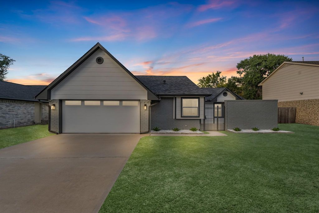 15414 Swan Creek Drive, Houston, TX 77095