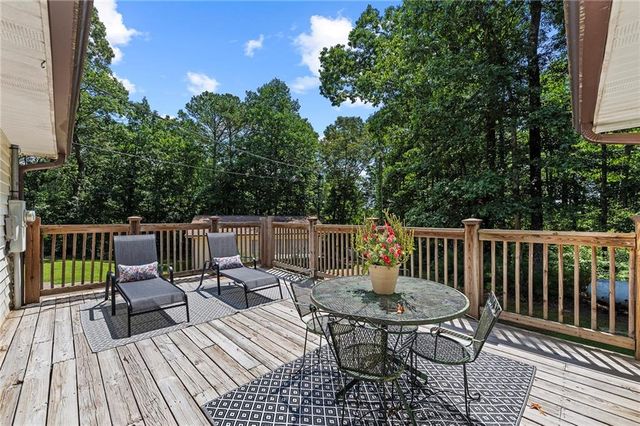 400 Cable Road, Waleska, GA 30183