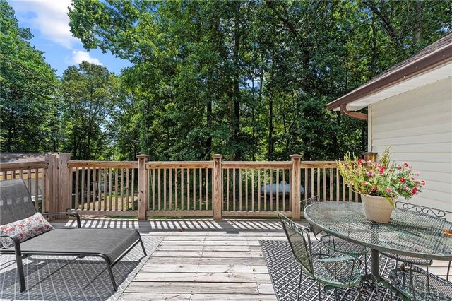 400 Cable Road, Waleska, GA 30183