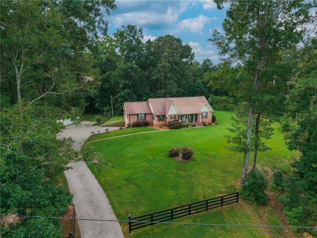 400 Cable Road, Waleska, GA 30183