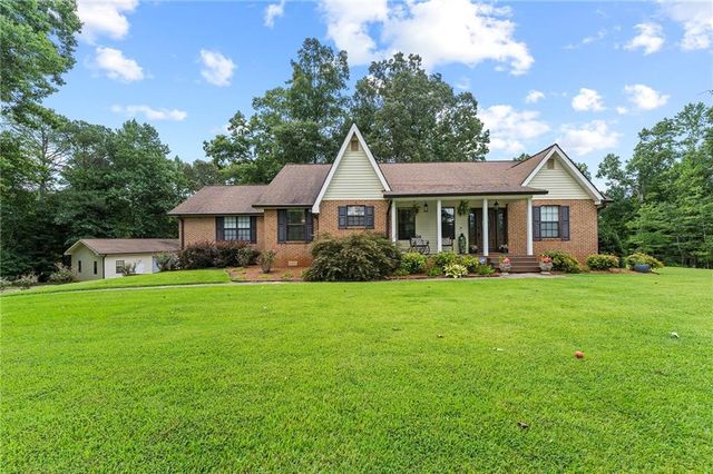 400 Cable Road, Waleska, GA 30183