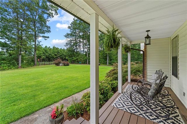 400 Cable Road, Waleska, GA 30183