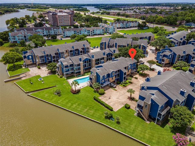 18515 Egret Bay Boulevard 1301, Webster, TX 77058