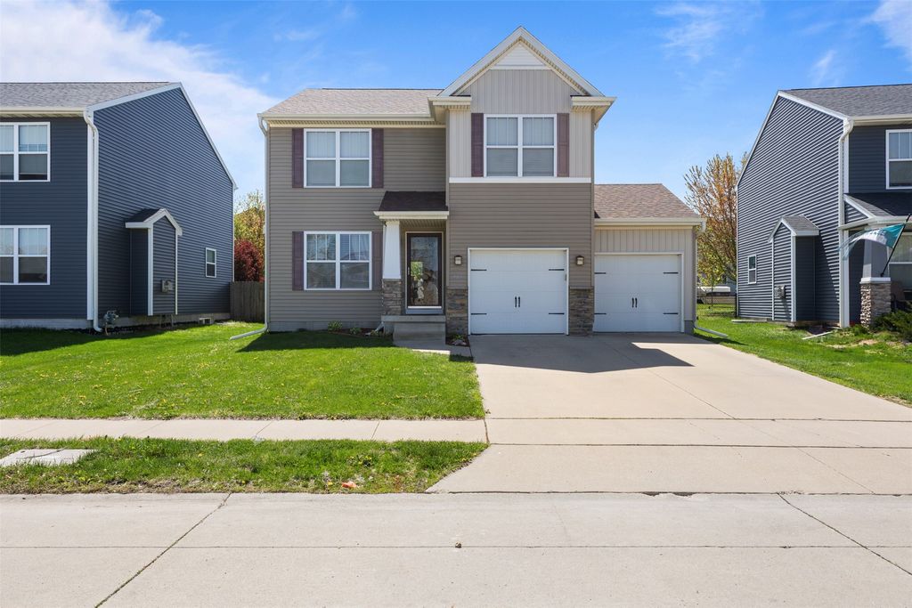 905 34th Street SW, Bondurant, IA 50035