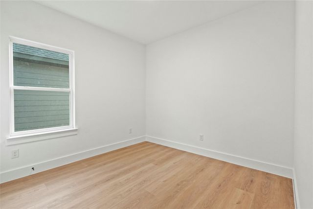 2521 Bethurum Avenue, Dallas, TX 75215