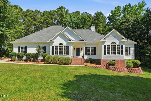 2704 Dray Court, Raleigh, NC 27613