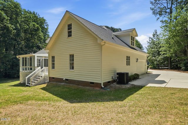 2704 Dray Court, Raleigh, NC 27613