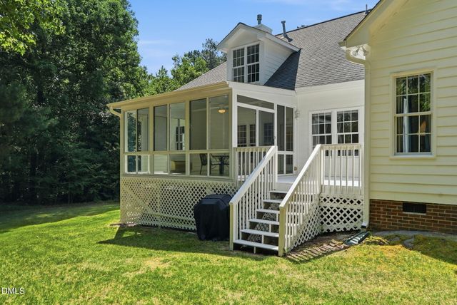 2704 Dray Court, Raleigh, NC 27613