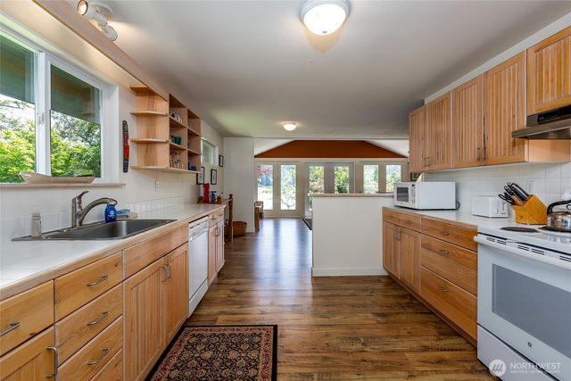 227 De Haro Lane, Friday Harbor, WA 98250