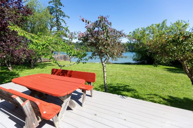 227 De Haro Lane, Friday Harbor, WA 98250