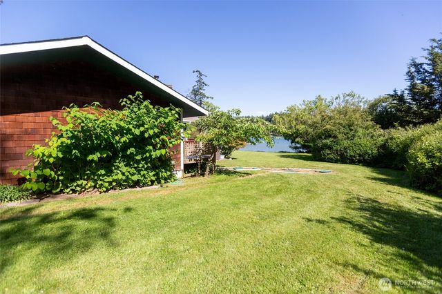 227 De Haro Lane, Friday Harbor, WA 98250