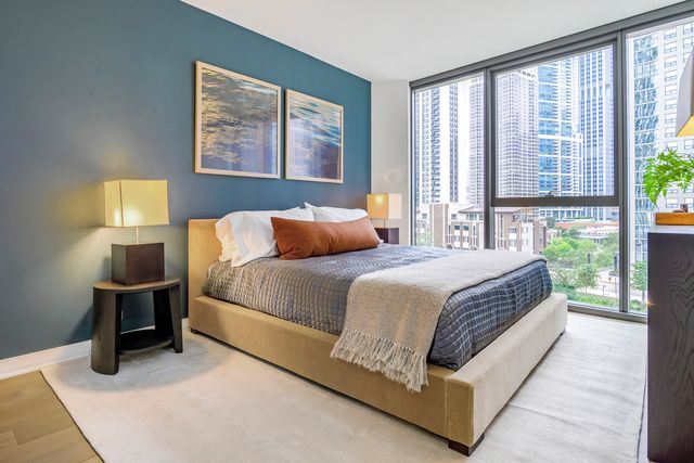 211 N Harbor Drive 1105, Chicago, IL 60601