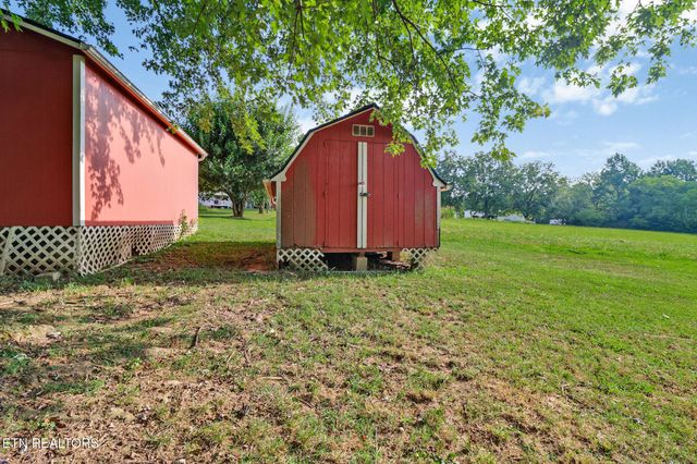 7437 S Highway 127, Crossville, TN 38572
