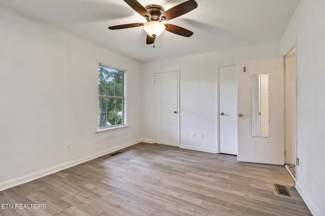 7437 S Highway 127, Crossville, TN 38572
