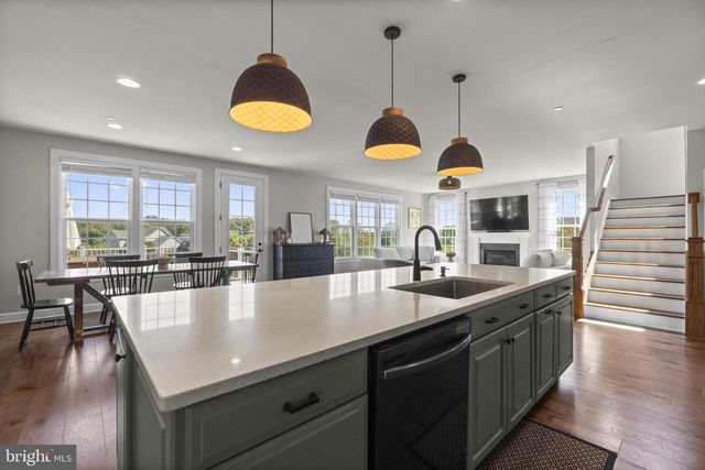 1023 FAIRLANE RD, Woodbine, MD 21797