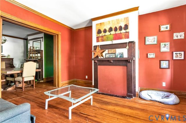 2819 E Broad St, Richmond, VA 23223